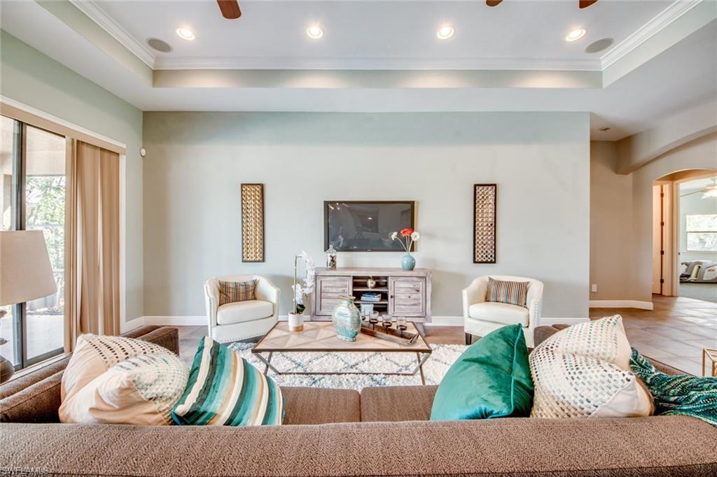 PINE GLEN - Residential