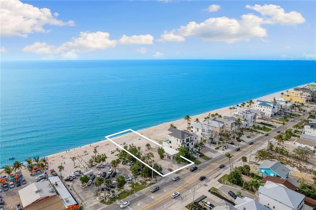 BONITA BEACH - Land