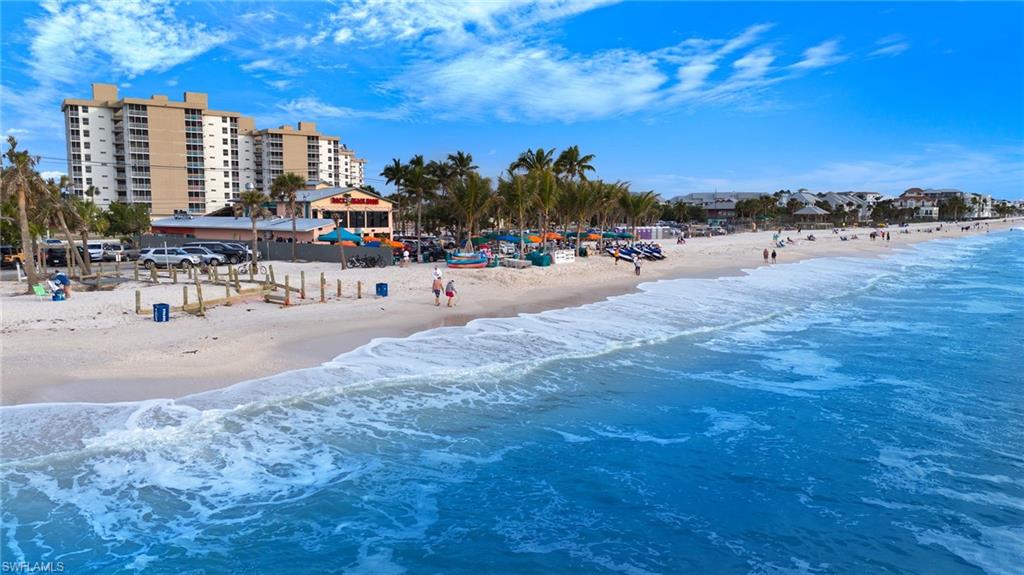 BONITA BEACH - Land