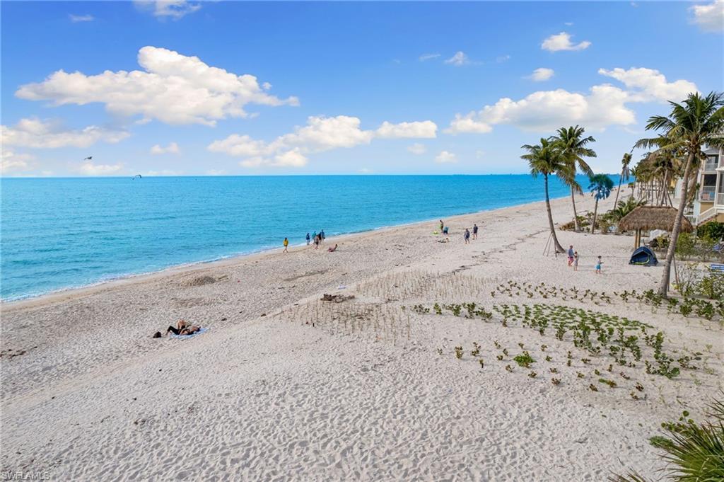 BONITA BEACH - Land