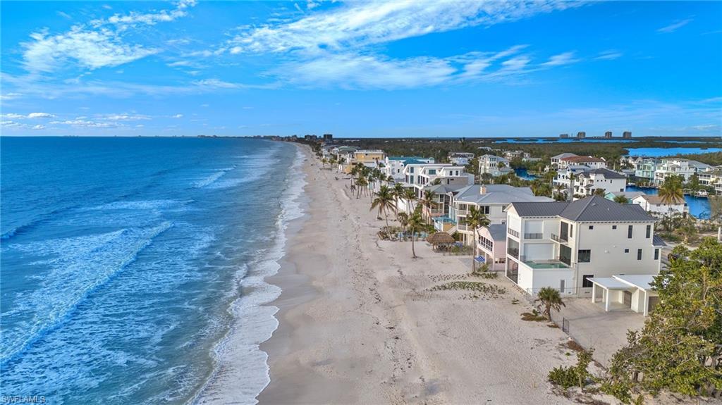 BONITA BEACH - Land
