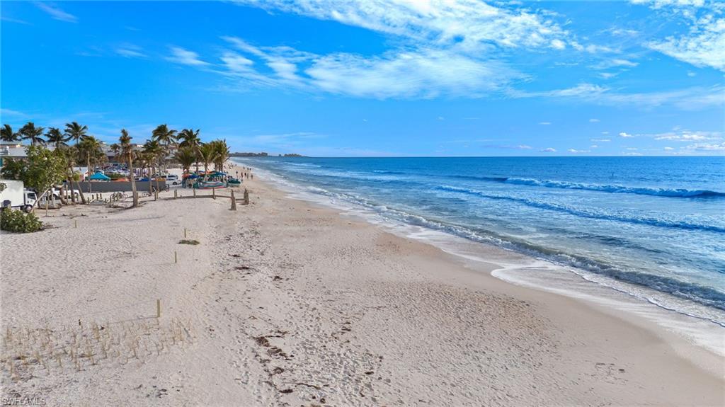 BONITA BEACH - Land