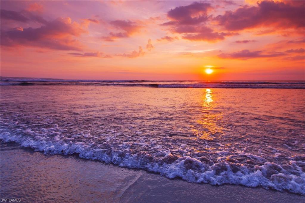 BONITA BEACH - Land