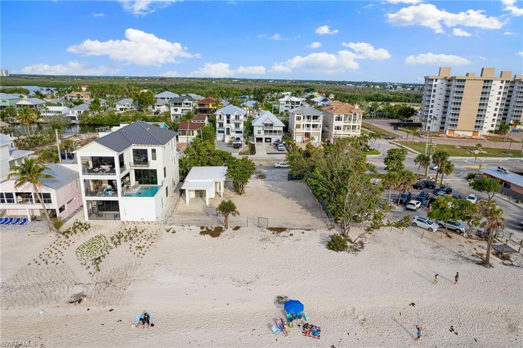 BONITA BEACH - Land
