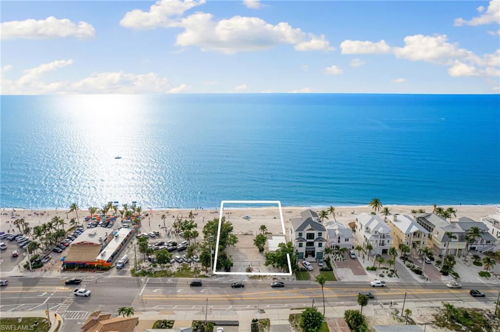 BONITA BEACH - Land