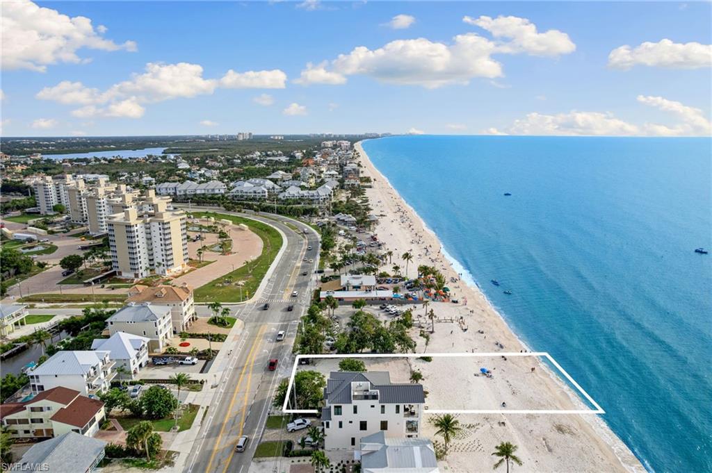 BONITA BEACH - Land