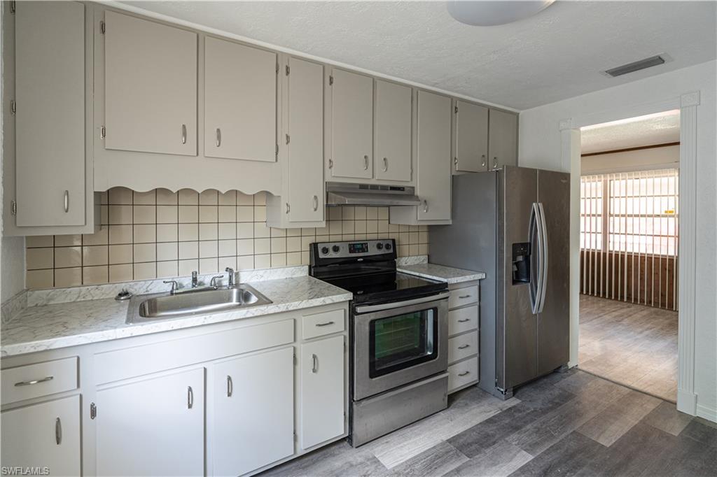 NOT APPLICABLE - Residential Lease