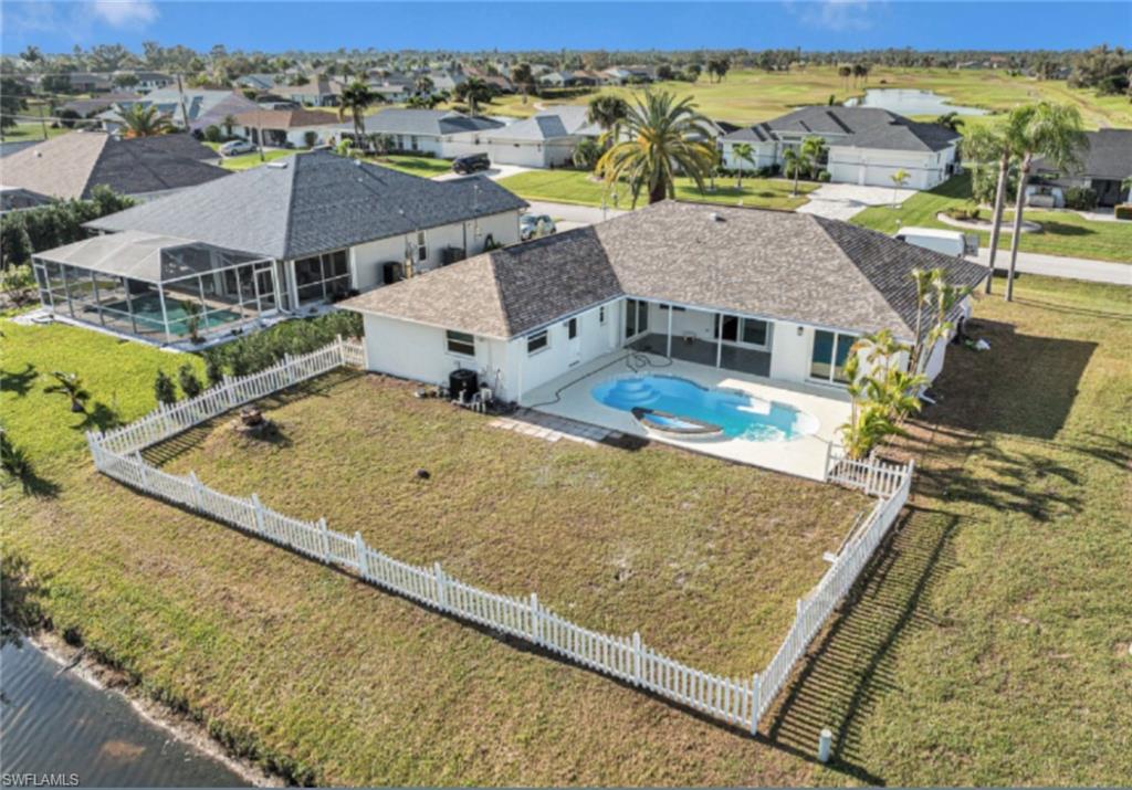 PEBBLE BEACH - Residential