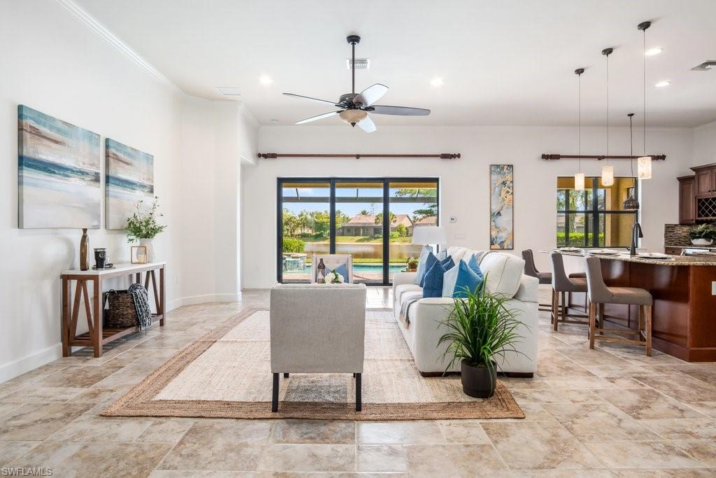 CAMDEN LAKES - Residential