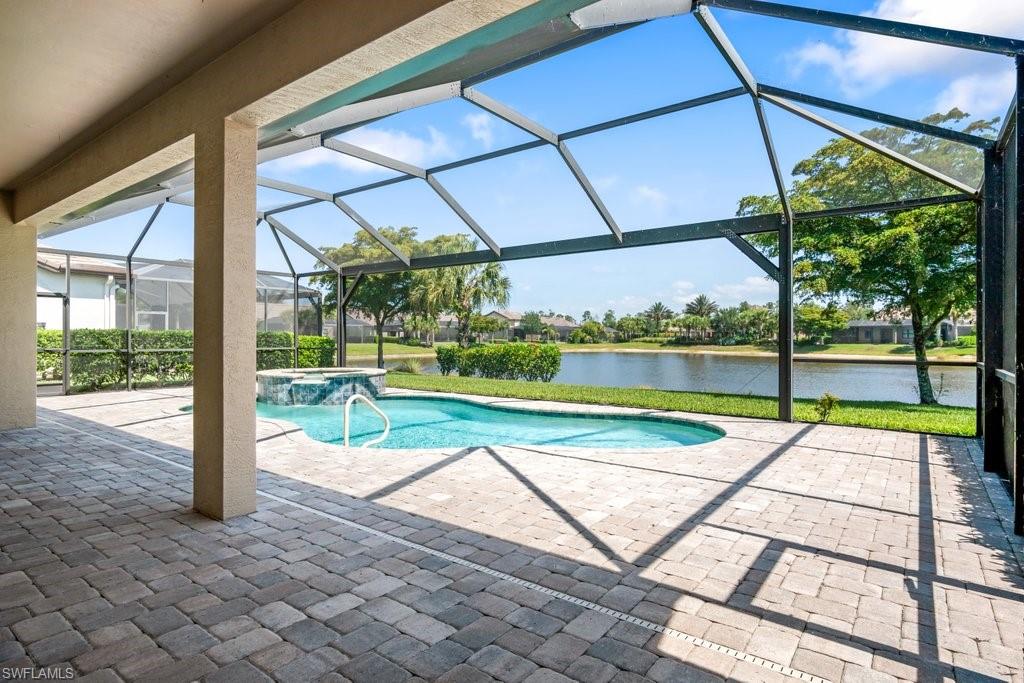 CAMDEN LAKES - Residential