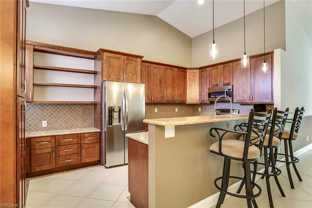 HUNTINGTON LAKES - Residential