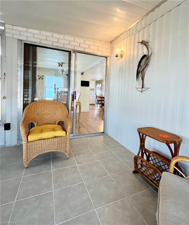 FOREST PARK MOBILE HOME - Residential