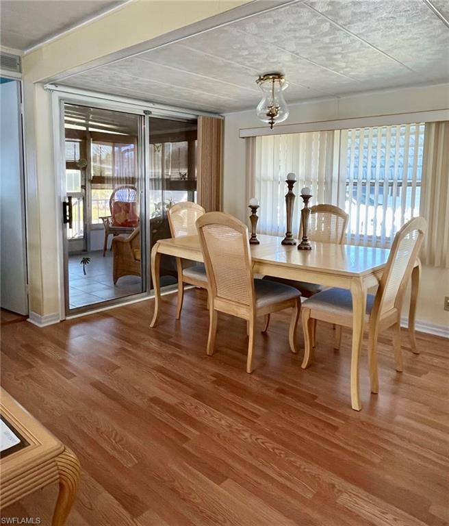 FOREST PARK MOBILE HOME - Residential