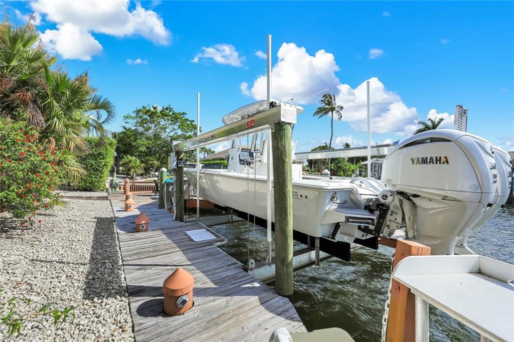 MARCO ISLAND - Residential