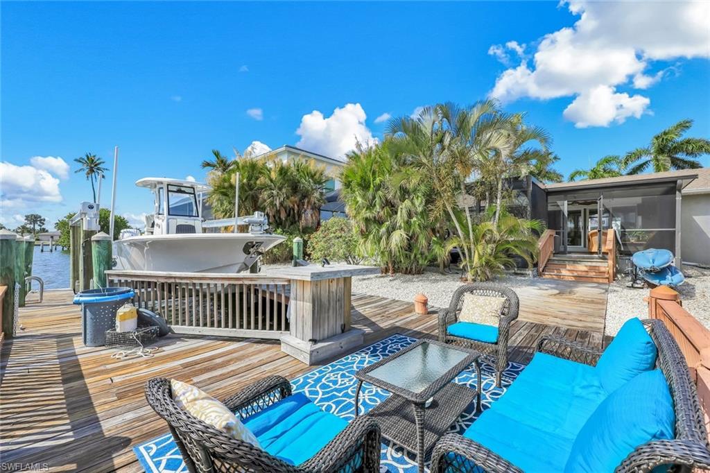 MARCO ISLAND - Residential