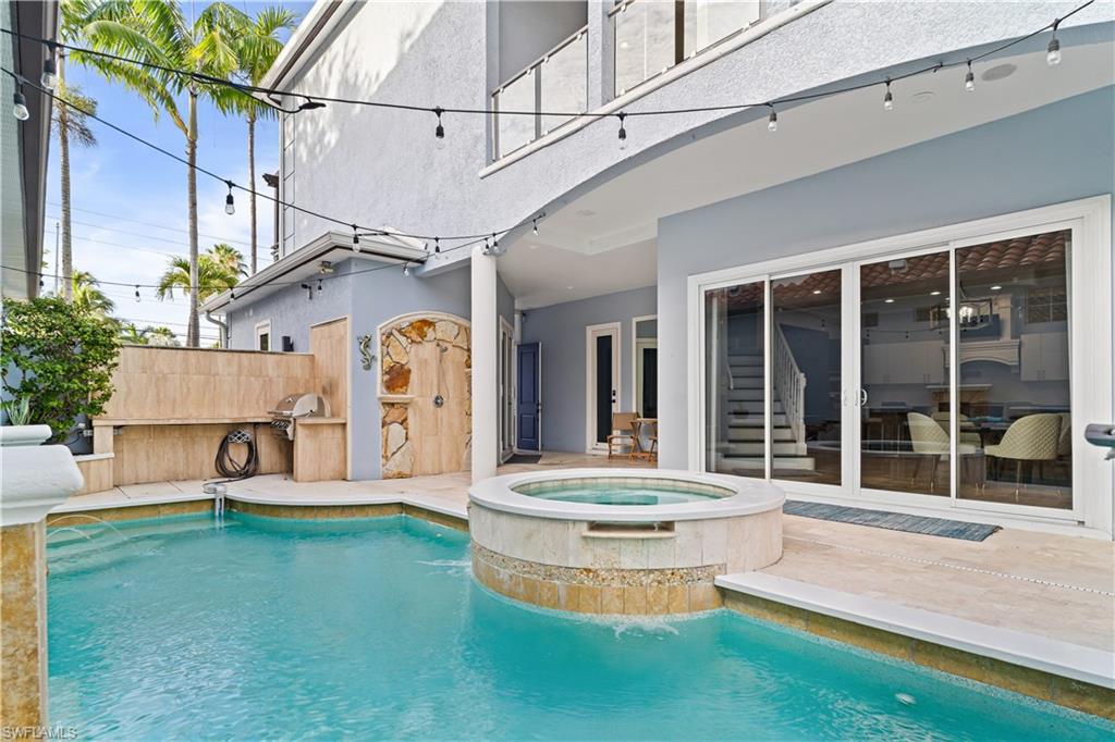 NAPLES PARK - Residential