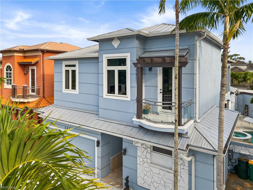 NAPLES PARK - Residential