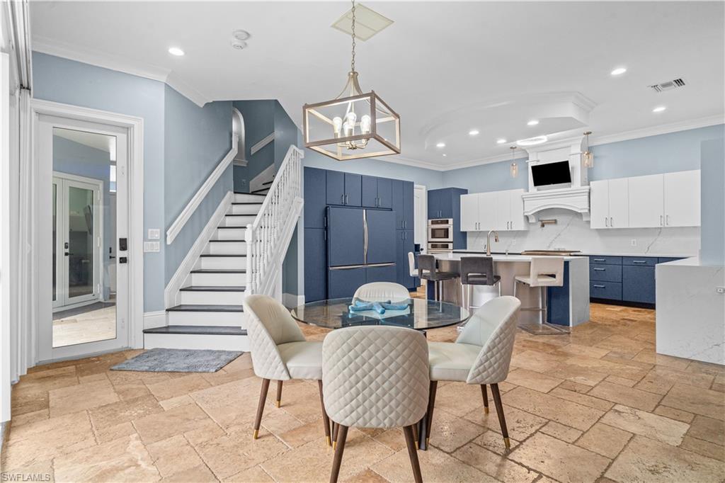 NAPLES PARK - Residential