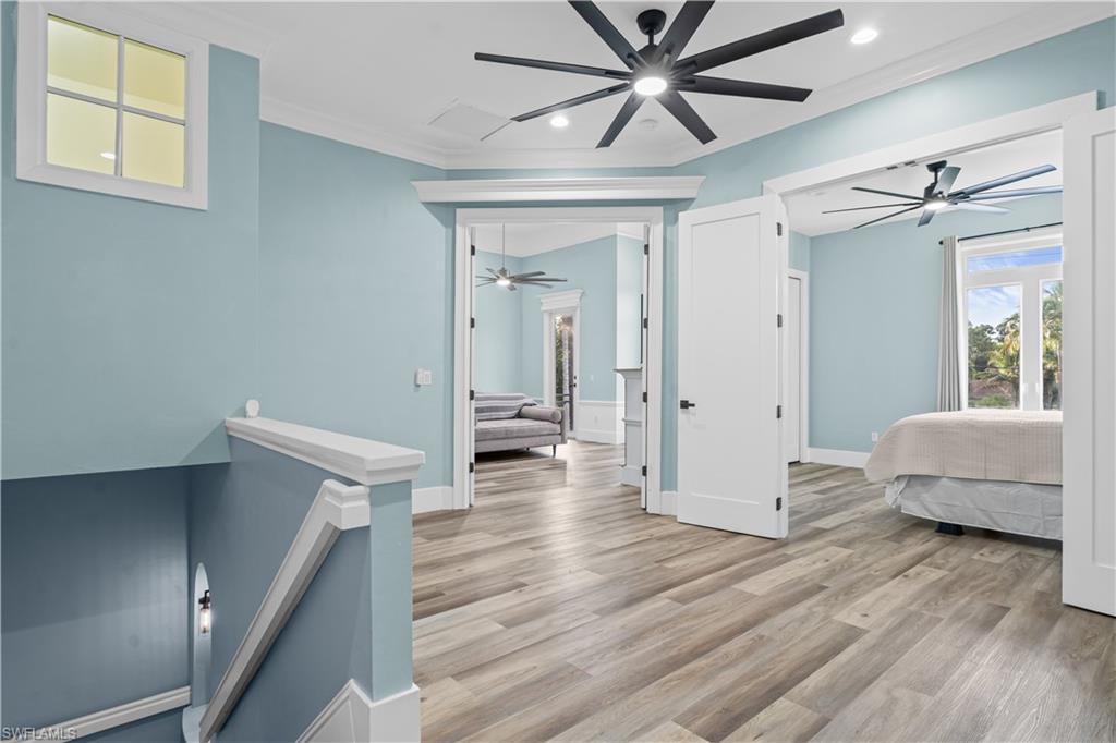 NAPLES PARK - Residential