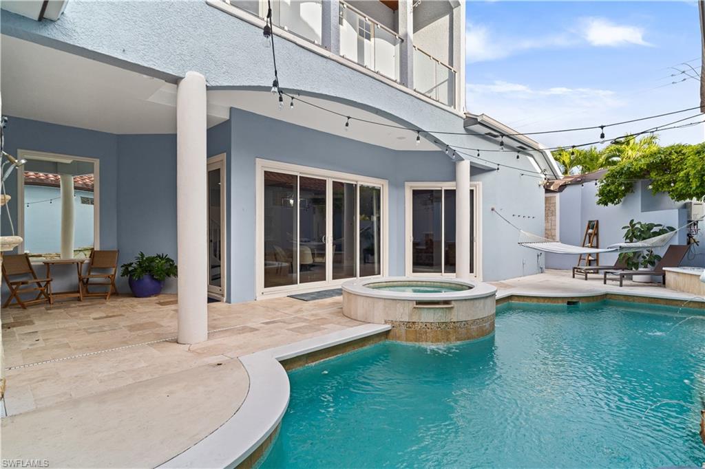 NAPLES PARK - Residential