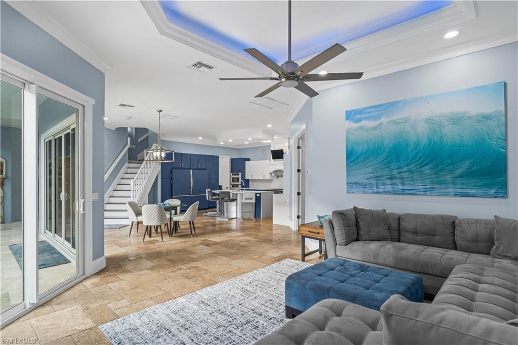 NAPLES PARK - Residential