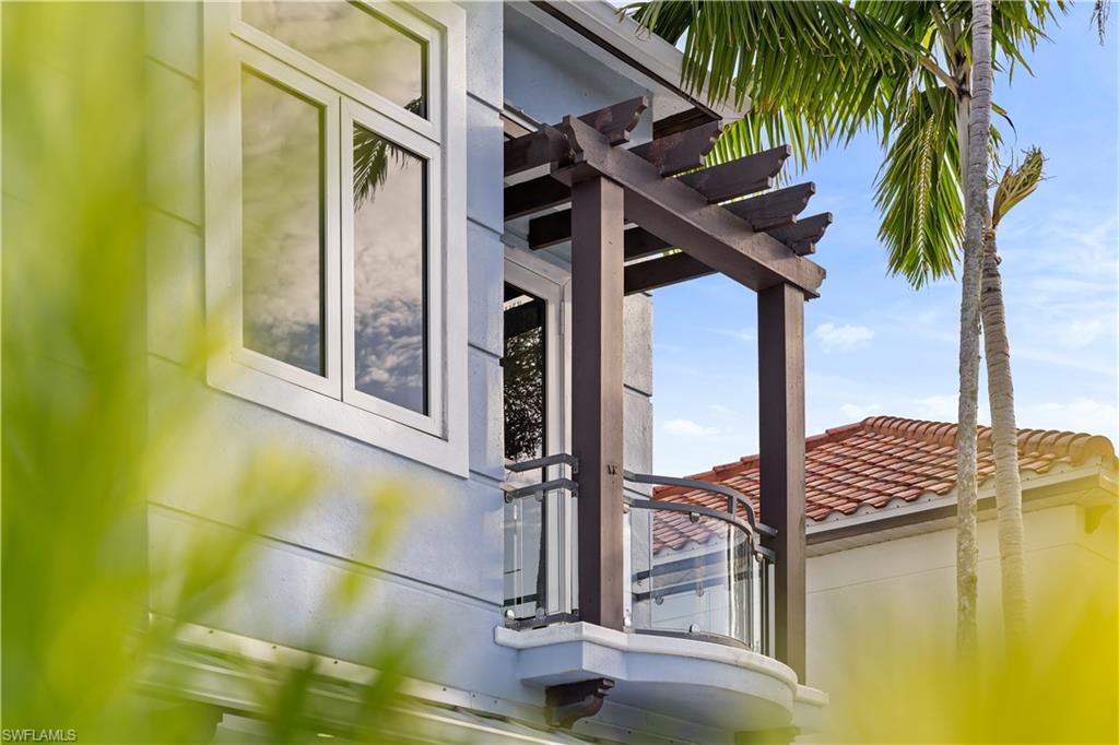 NAPLES PARK - Residential