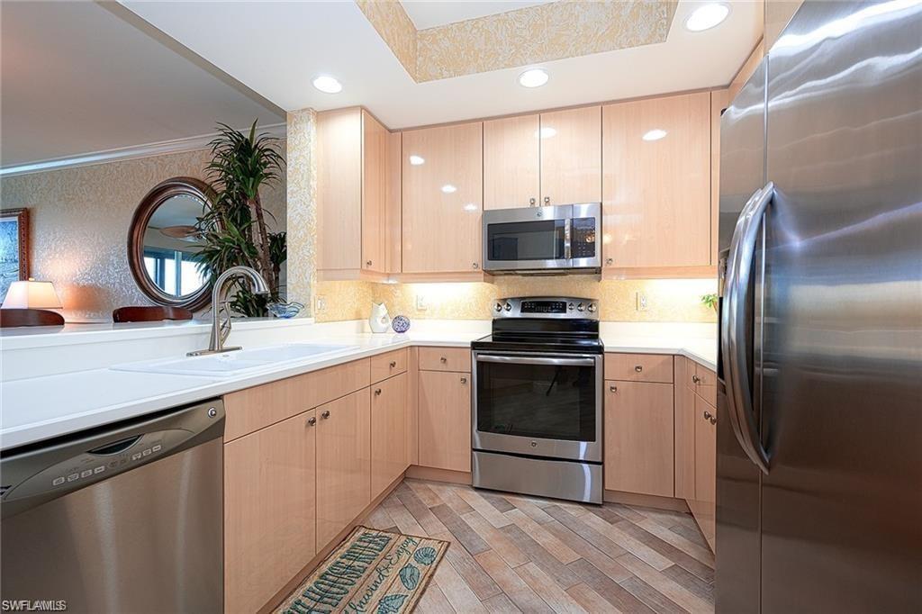 ARUBA AT COVE TOWERS - Residential Lease