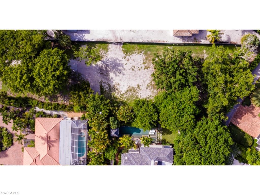 OLDE NAPLES - Land