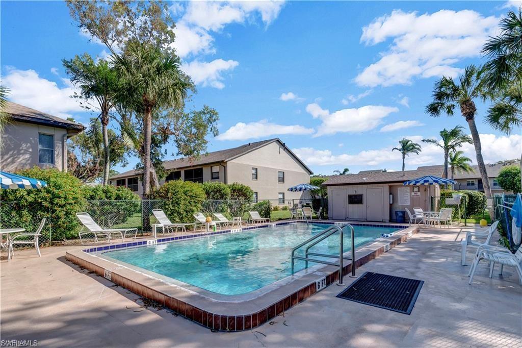 FOXMOOR VILLAGE CONDO - Residential