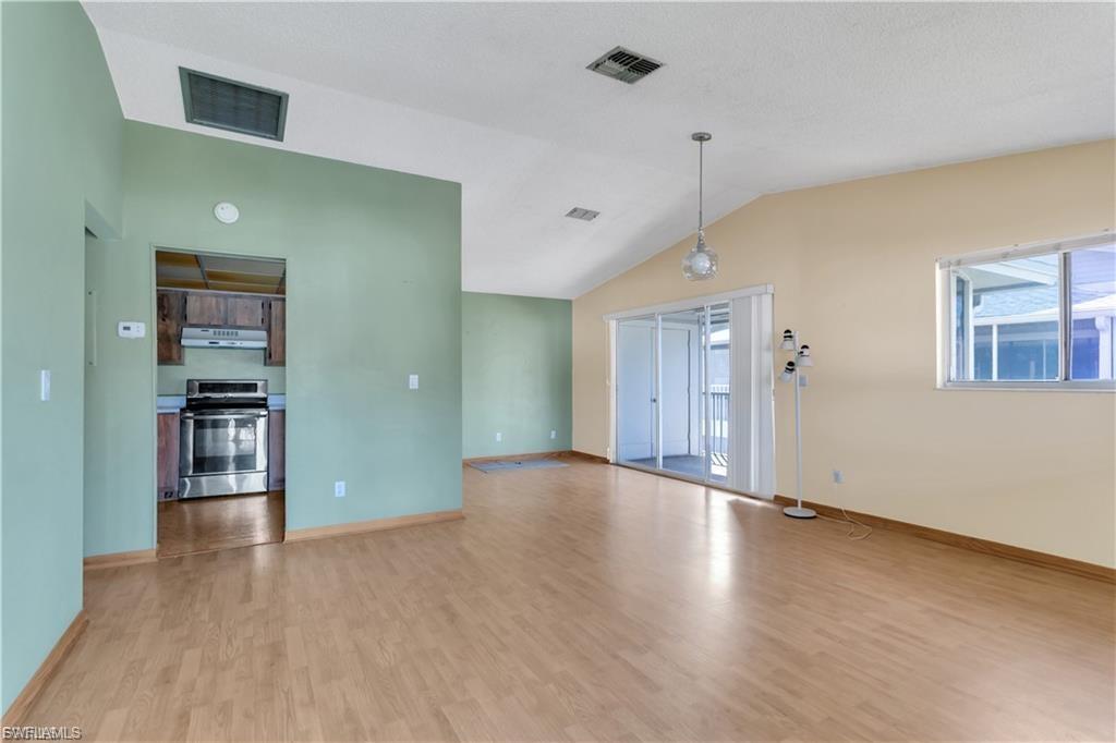FOXMOOR VILLAGE CONDO - Residential