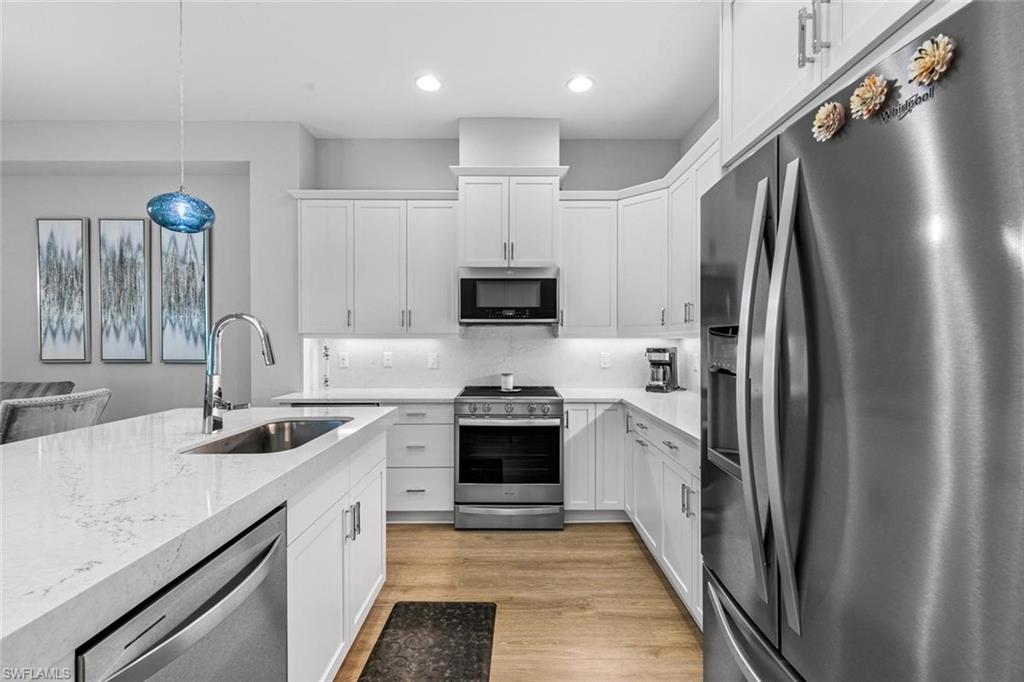 ISLES OF COLLIER PRESERVE - Residential