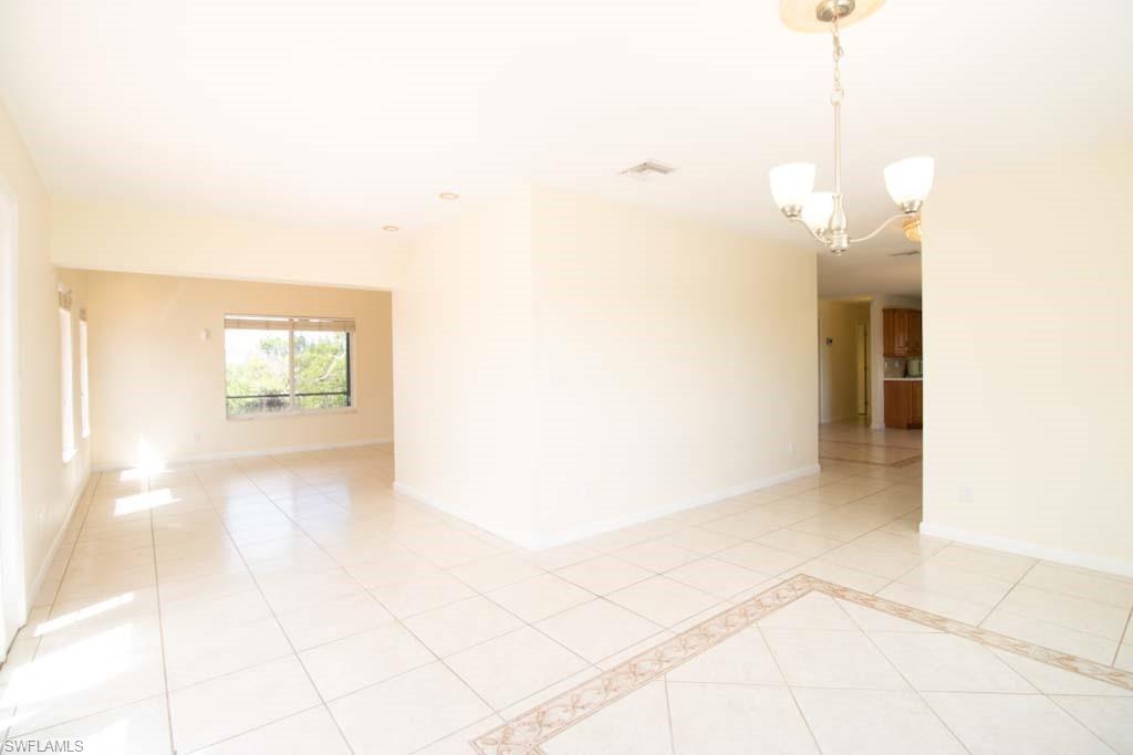CHARLOTTE SHORES - Residential