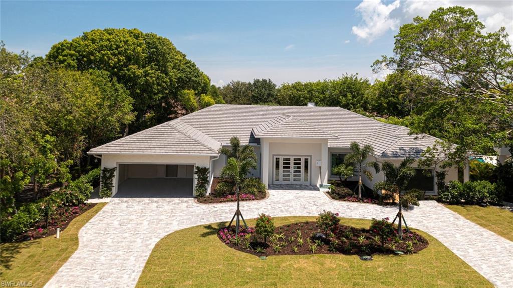MOORINGS - Residential