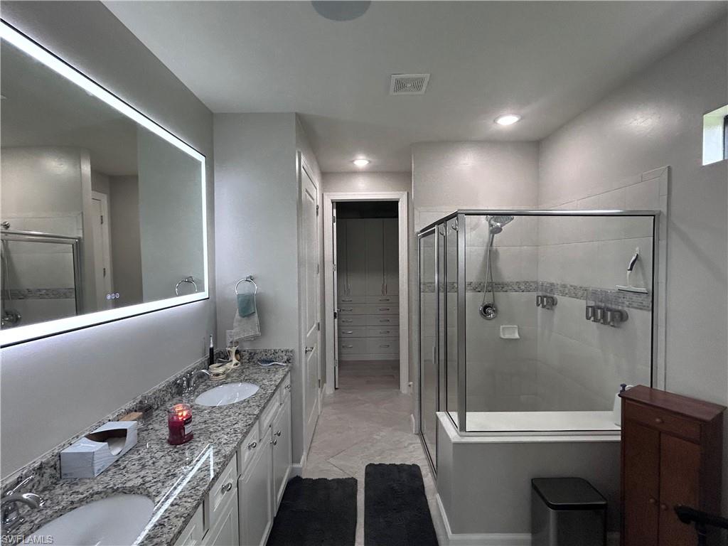 AVALON PARK - Residential