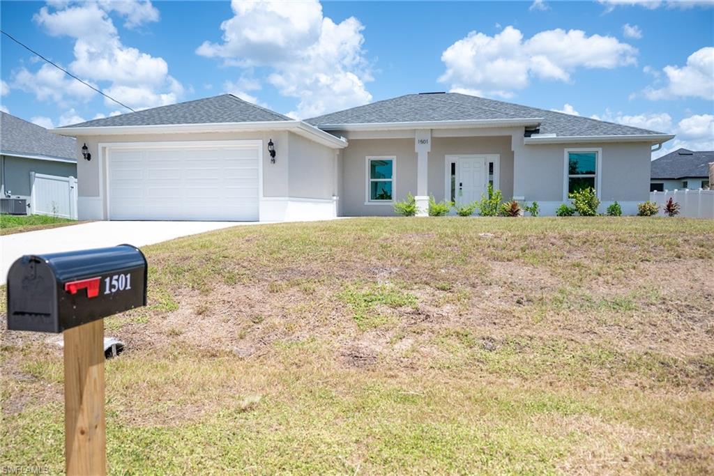 CAPE CORAL - Residential Lease