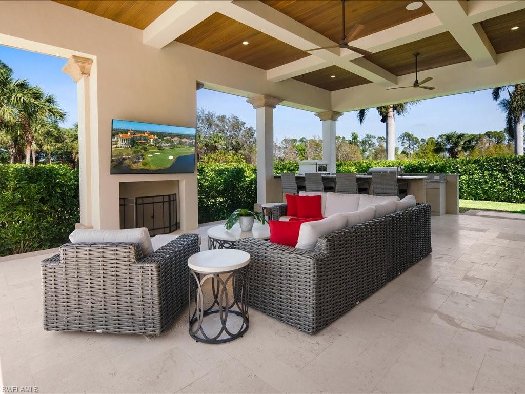 ESCADA AT TIBURON - Residential
