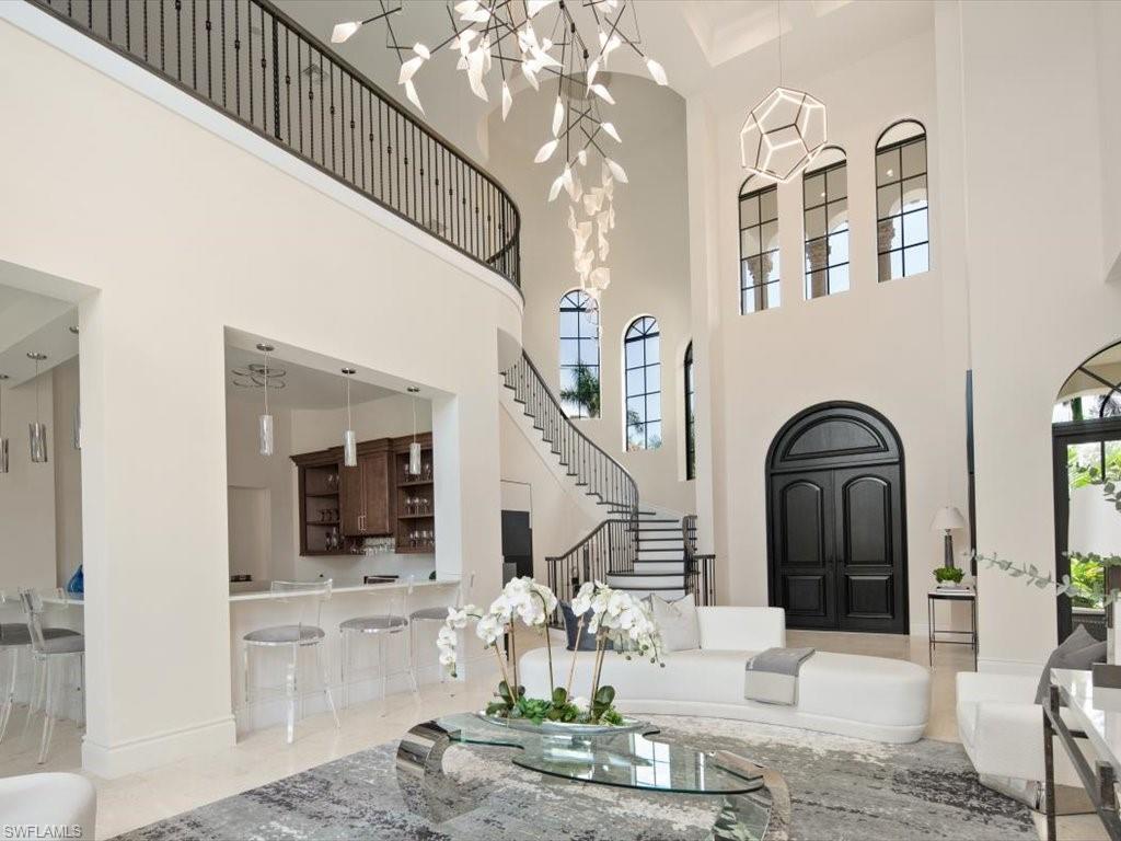 ESCADA AT TIBURON - Residential