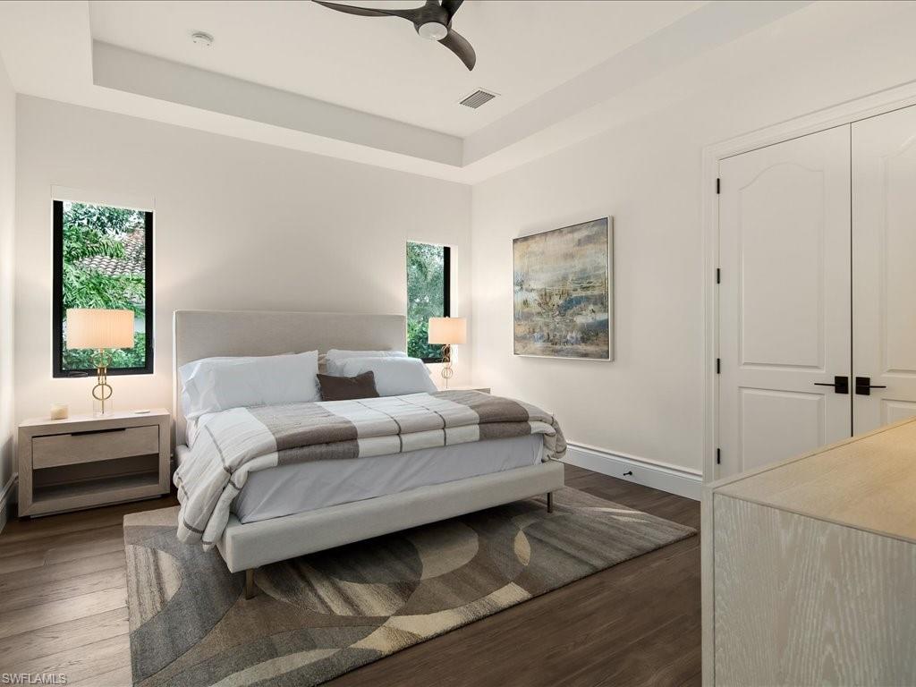 ESCADA AT TIBURON - Residential