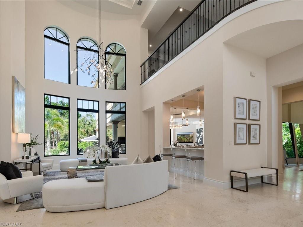 ESCADA AT TIBURON - Residential