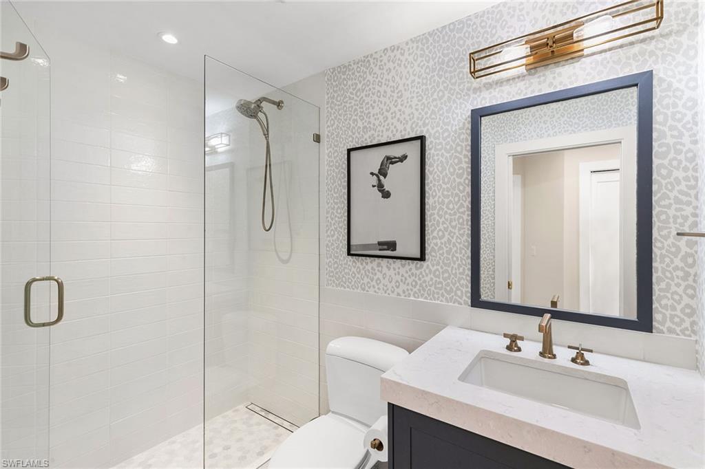 BAY SHORE PLACE - Residential