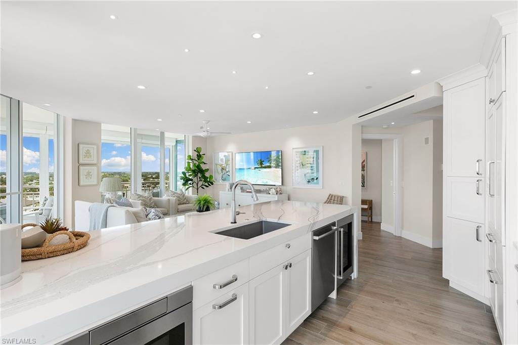 BAY SHORE PLACE - Residential