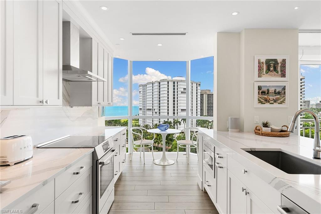 BAY SHORE PLACE - Residential