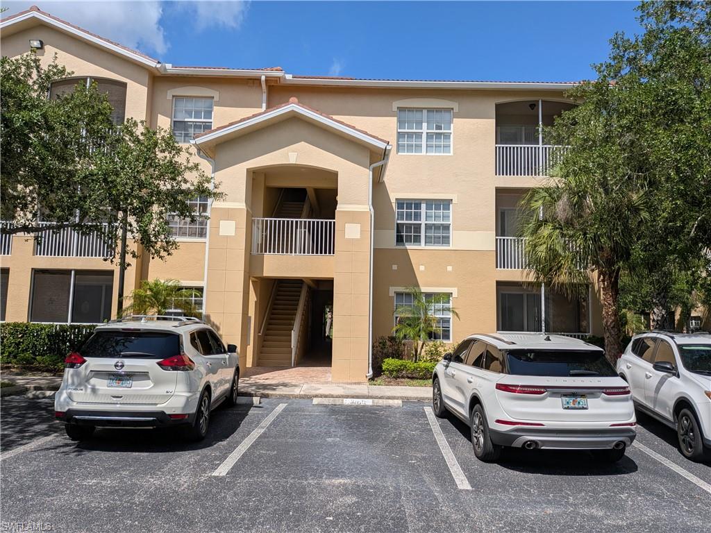 Welcome to 9025 Colby Drive, Investor special!This  1BR/1BA condo has an ideal location in a highly desired and welcoming community. Located in the highly desirable College Point / Enclave community, residents enjoy a full lineup of amenities—clubhouse, resort-style pool, relaxing spa, fitness room, hobby room, and a community room Ideal location only 15 minutes from Fort Myers Beach and Sanibel Island. Shopping at Publix, dining, entertainment at Barbara B. Mann and everyday conveniences.. Priced to sell But needs some TLC. Low HOA fees as well.