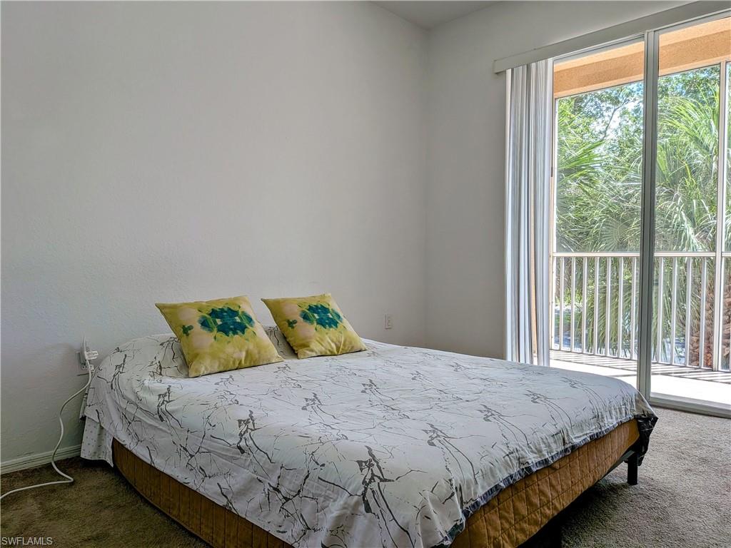 COLLEGE POINTE - Residential