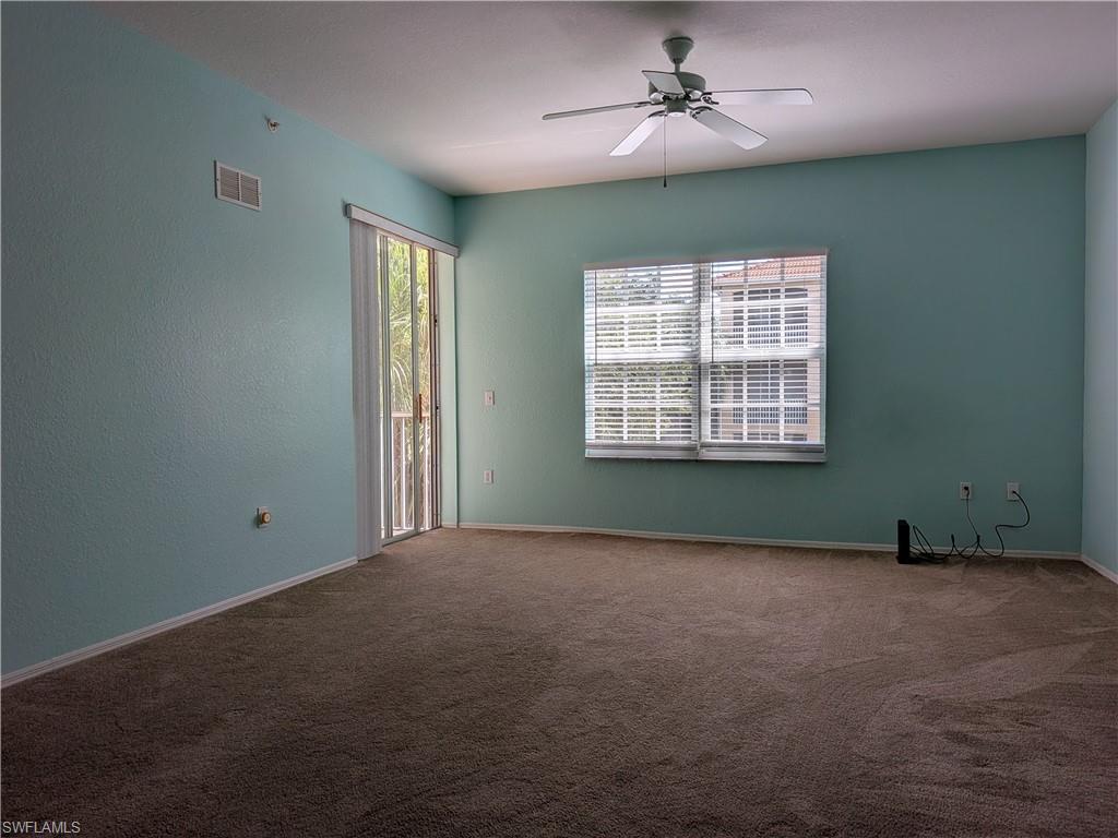 COLLEGE POINTE - Residential
