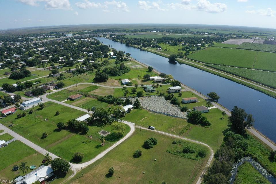 MOORE HAVEN - Land