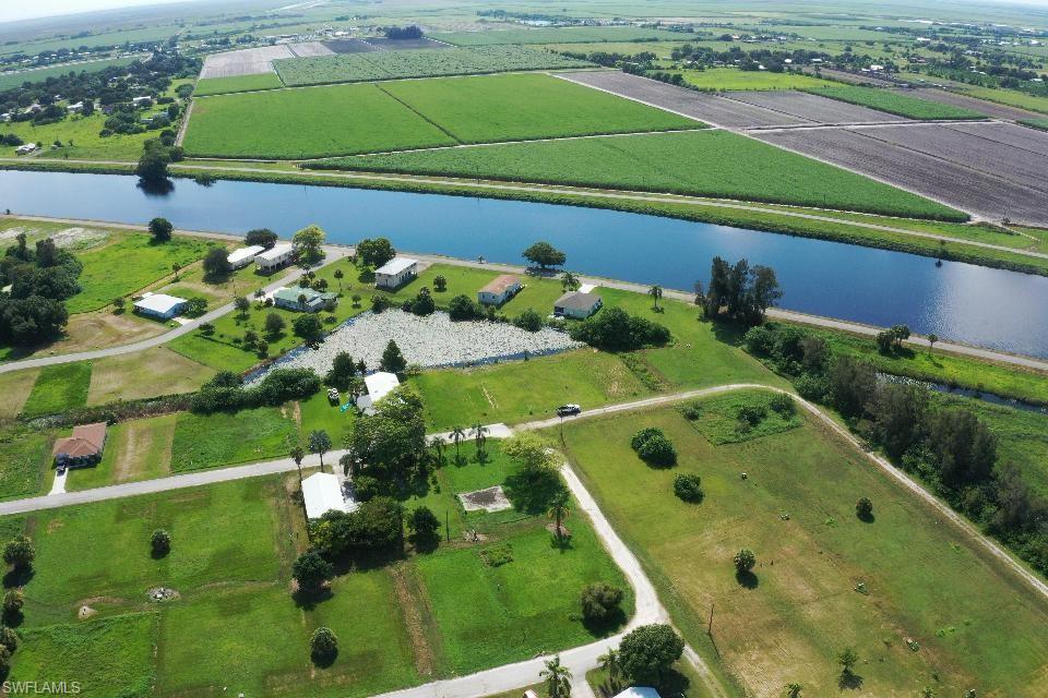 MOORE HAVEN - Land