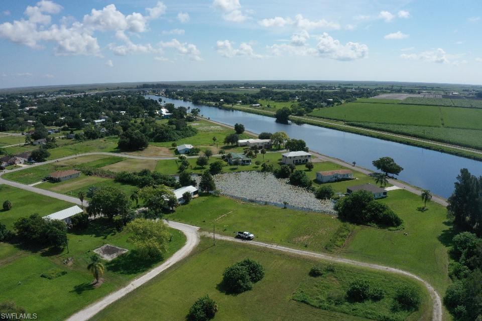 MOORE HAVEN - Land