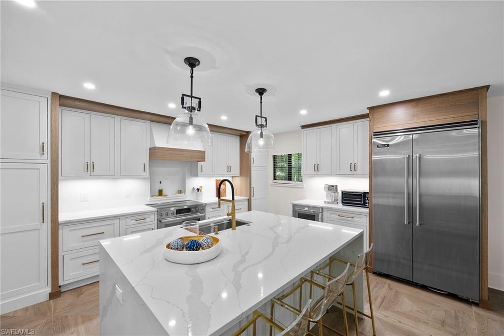 OLDE WESTLAKE VILLAS - Residential Lease