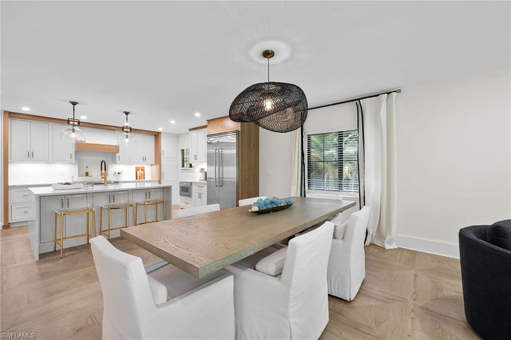 OLDE WESTLAKE VILLAS - Residential Lease